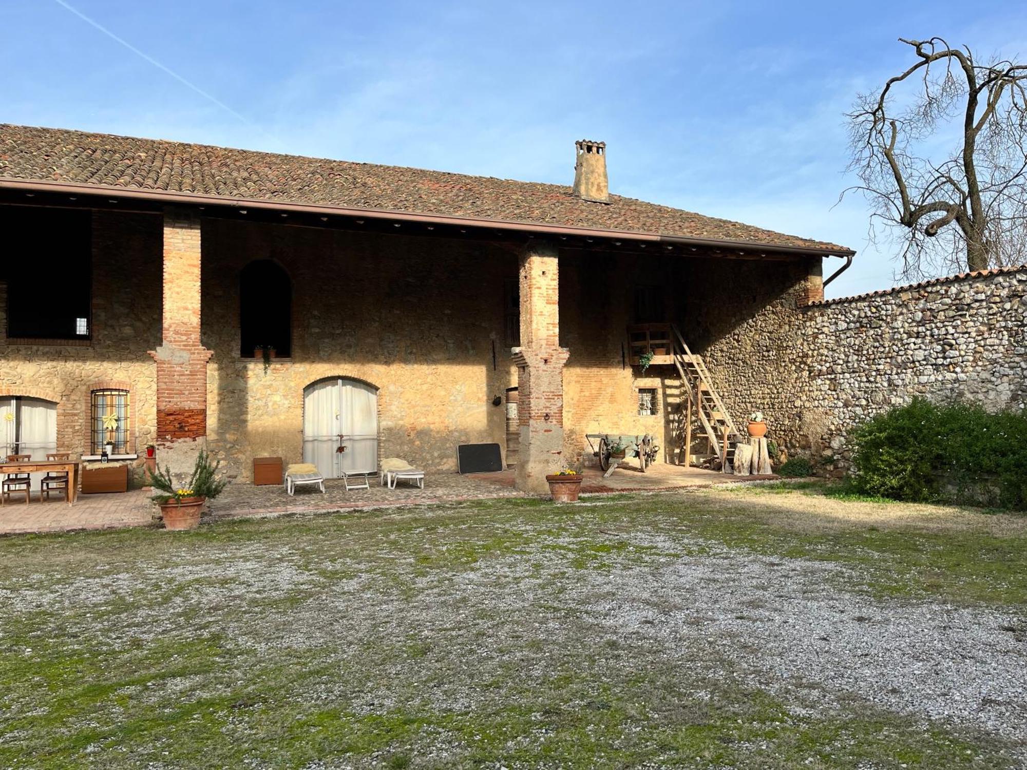 Antico Cascinale Lombardo Bed & Breakfast Lonato Ngoại thất bức ảnh